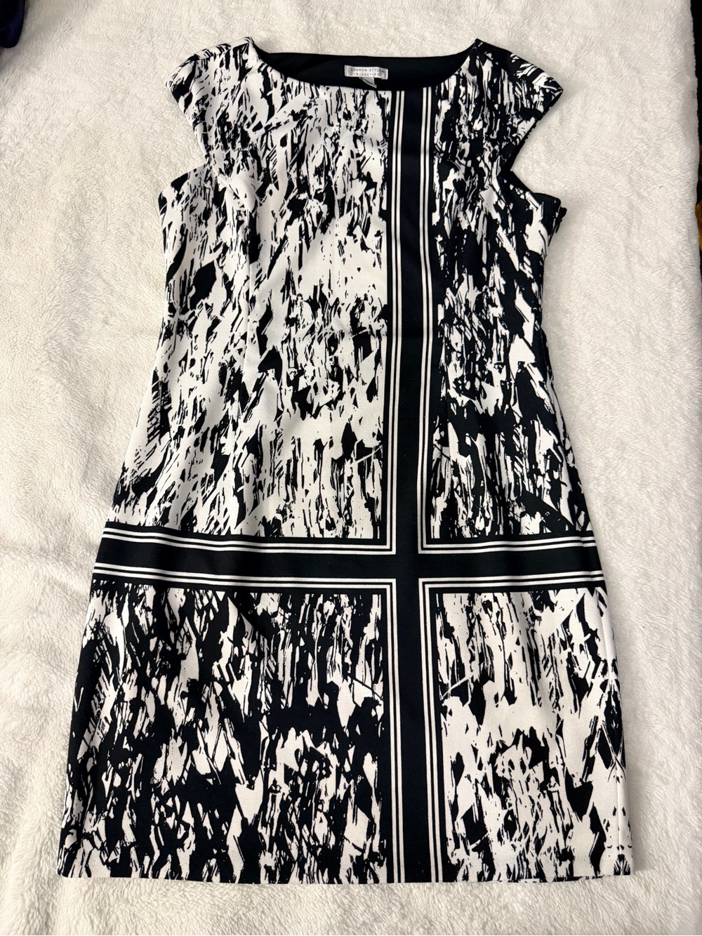London Style Black & White Abstract Panel Midi Dress
